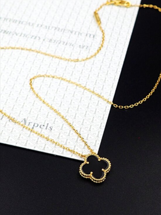 Van Cleef & Arpels Jewelry - Van Cleef & Arpels Black Necklace